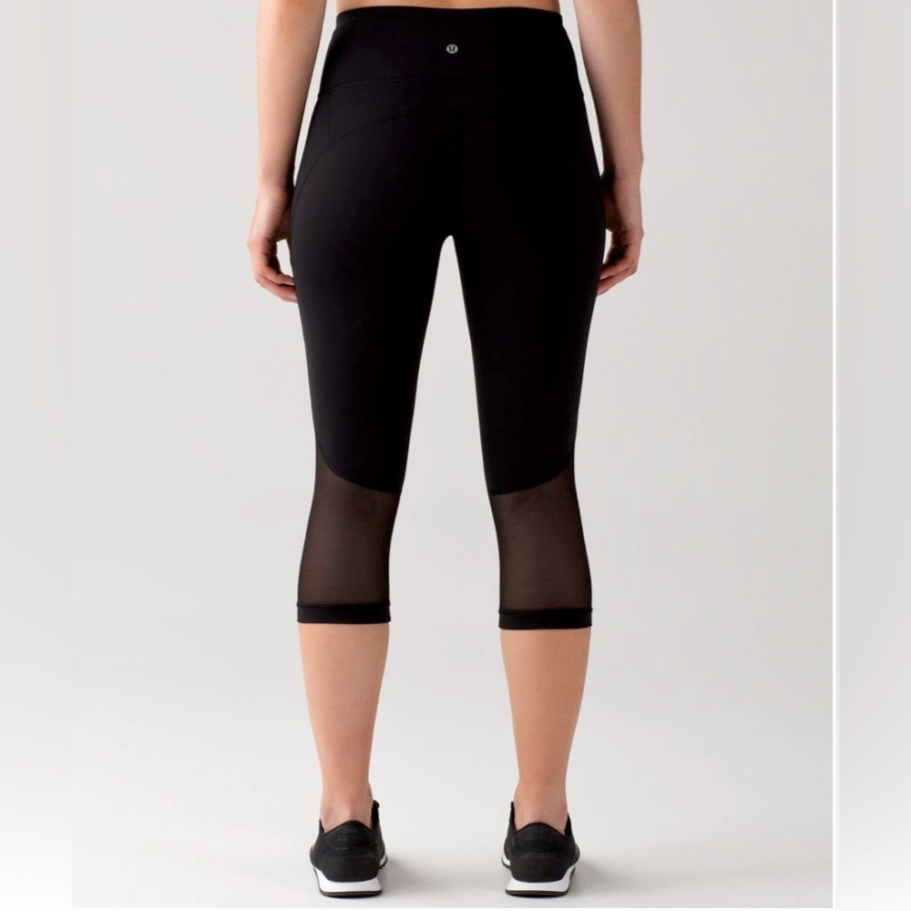 Lululemon Gear Up Crop Mesh Black Leggings - Size 4